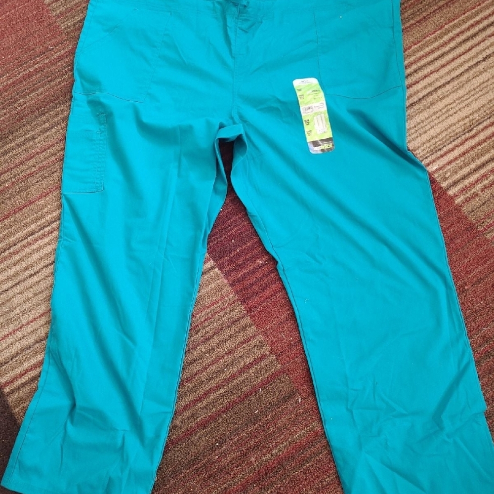 Teal Scrub Set - Picture 4 of 5